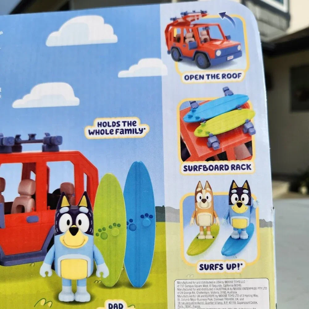 New Bluey Family Cruiser Car Vehicle Blue Dog Family Caravan Toy Set with 2 Surf